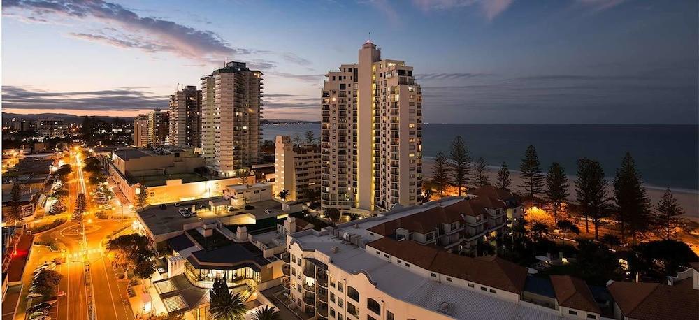 Beachcomber International Resort Coolangatta Extérieur photo