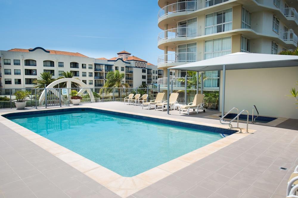 Beachcomber International Resort Coolangatta Extérieur photo