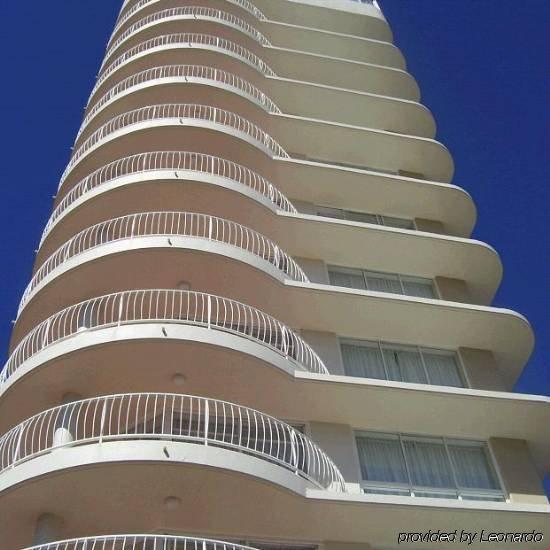 Beachcomber International Resort Coolangatta Extérieur photo