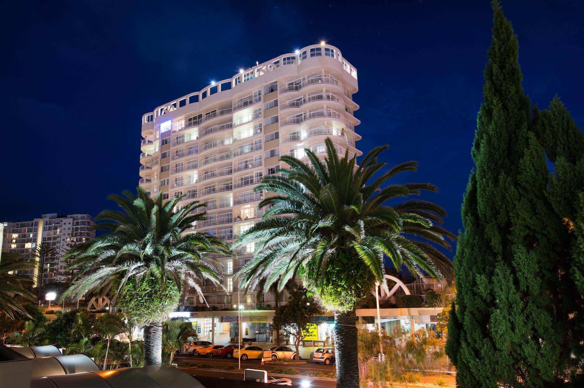 Beachcomber International Resort Coolangatta Extérieur photo