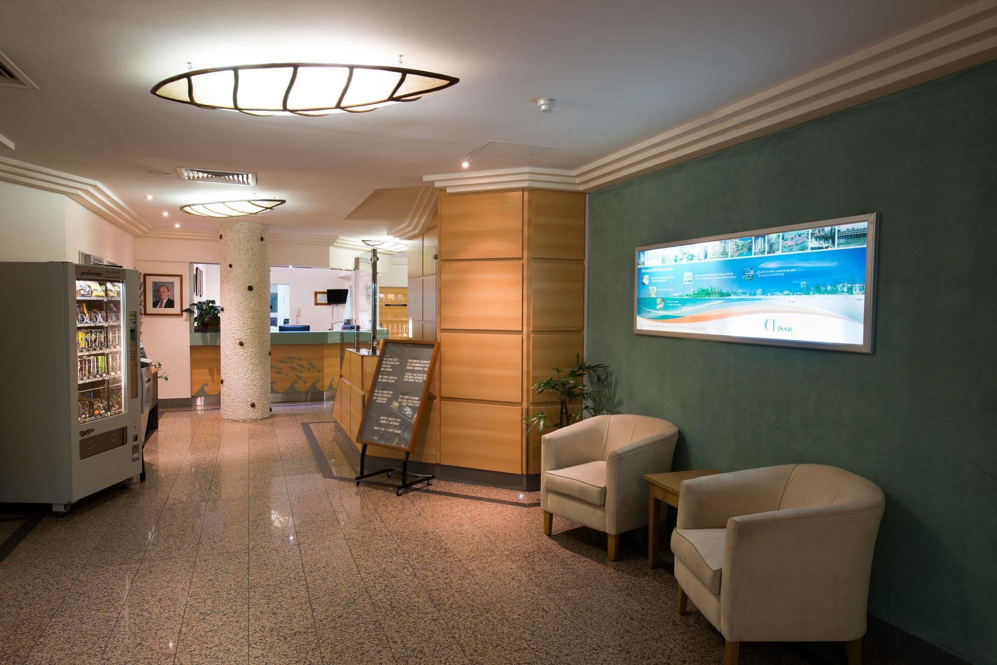 Beachcomber International Resort Coolangatta Extérieur photo
