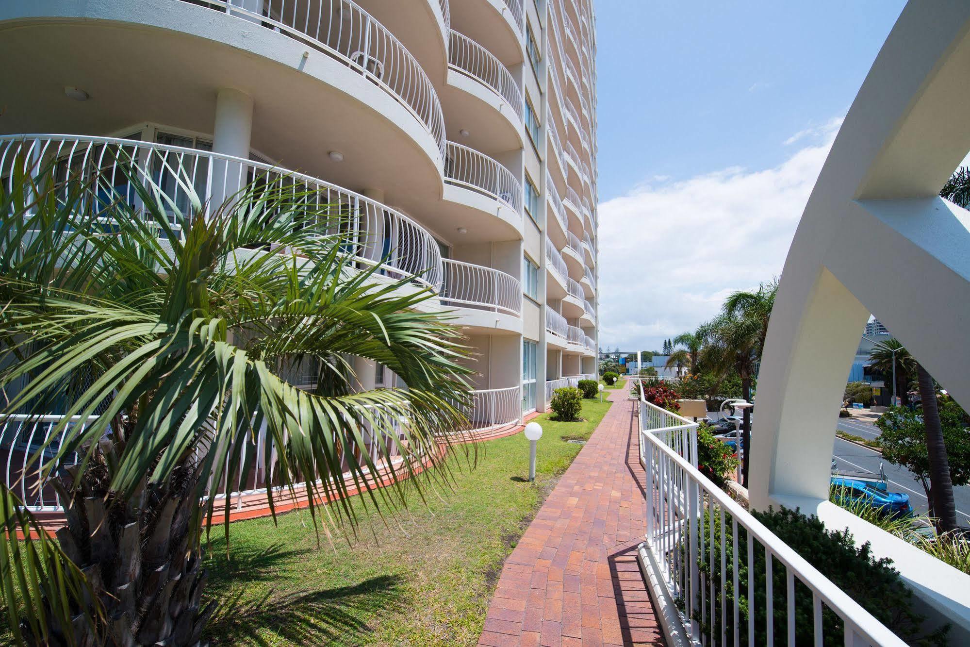 Beachcomber International Resort Coolangatta Extérieur photo