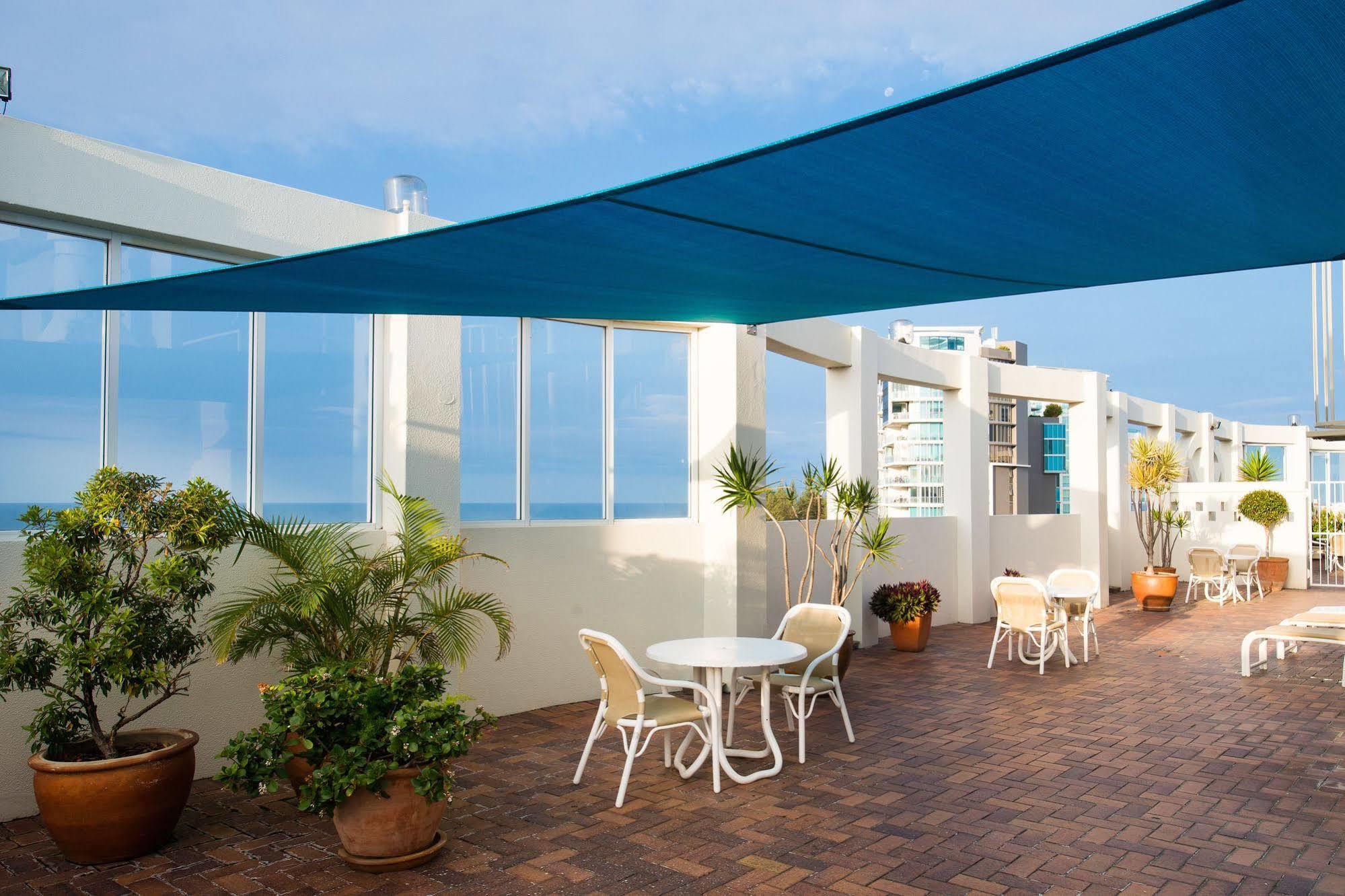 Beachcomber International Resort Coolangatta Extérieur photo